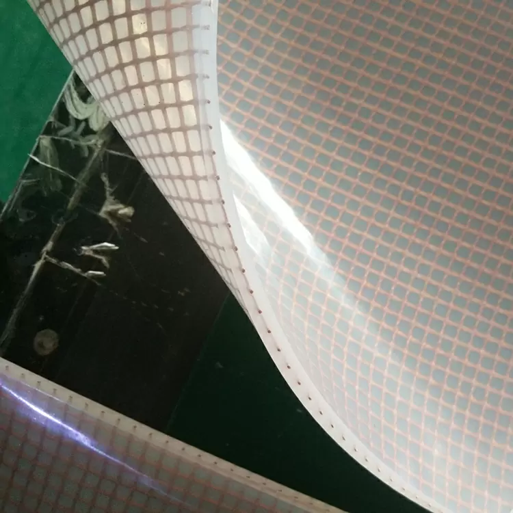 Come conservare il foglio di spugna di silicone per prevenirne la deformazione?